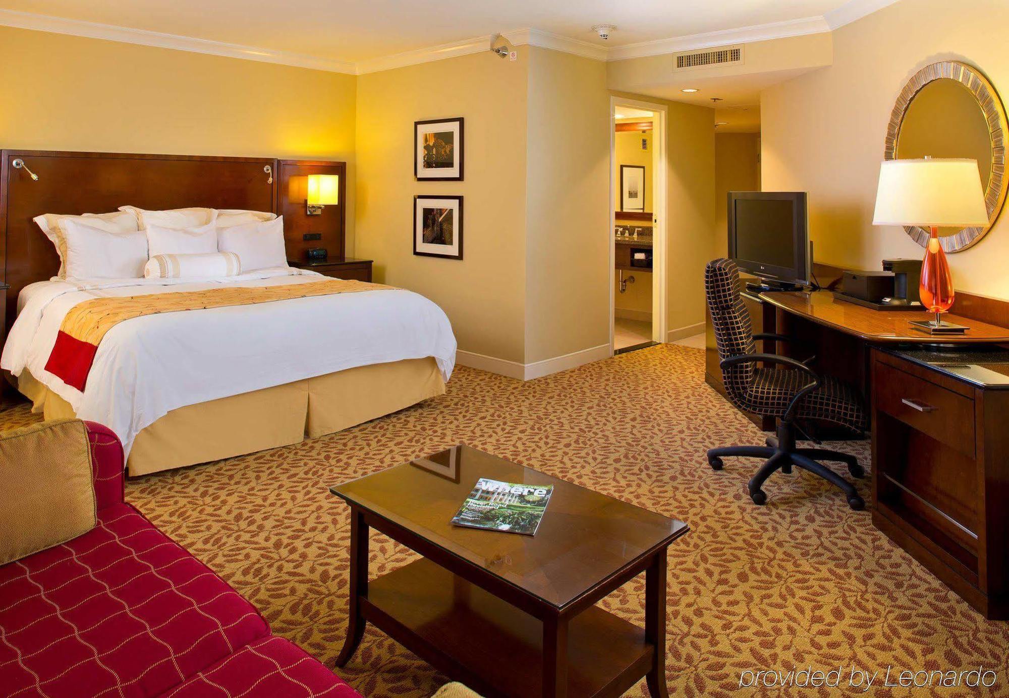 New Orleans Marriott Metairie At Lakeway Екстериор снимка